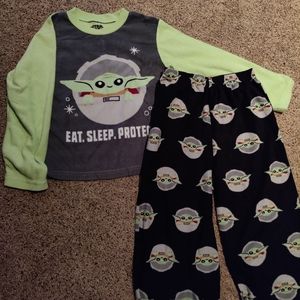 Boys size 10 pajams